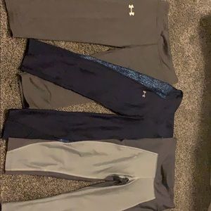 Women’s Small Under Armour Capris!